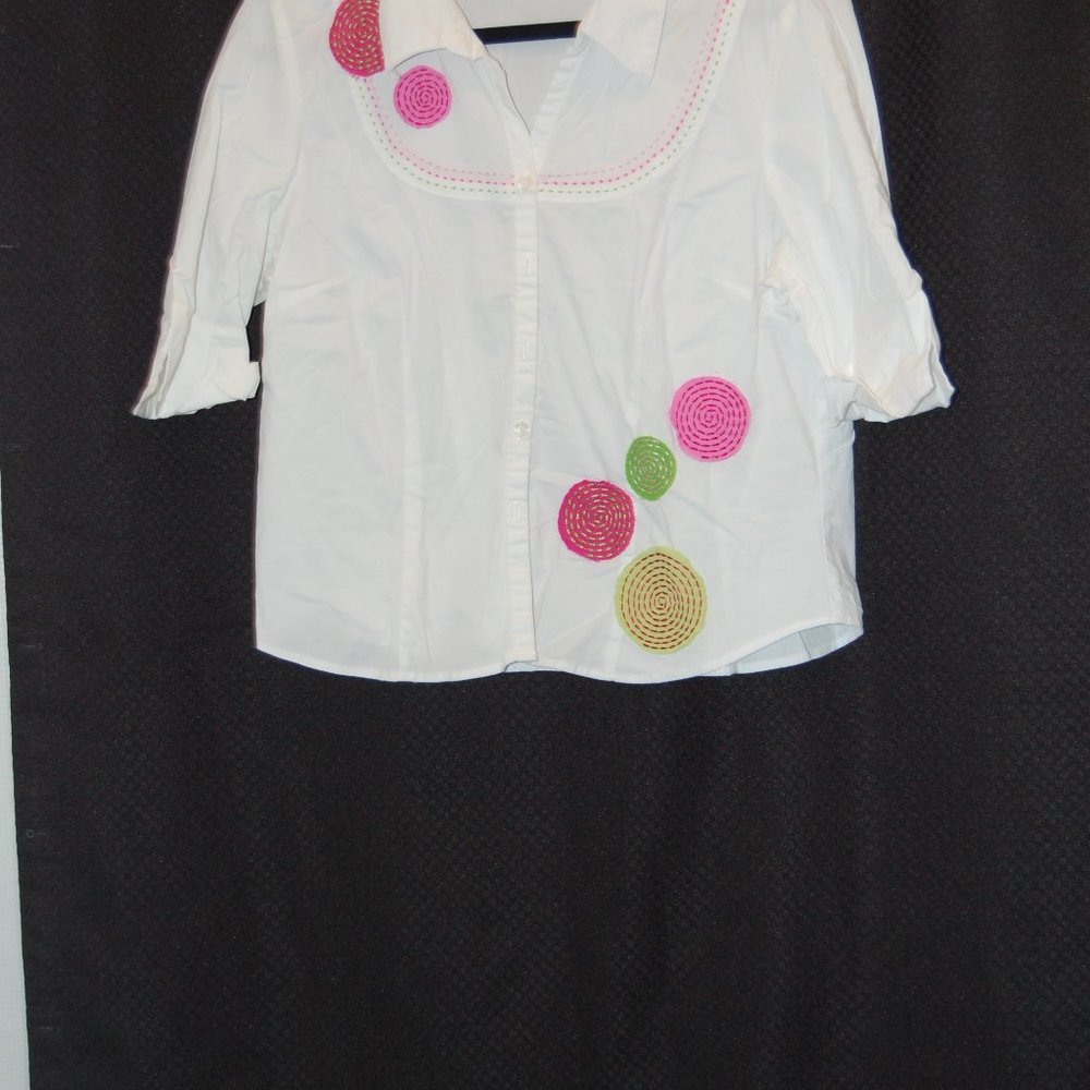 F L Malik Women's White Blouse W/ Green & Pink Embroidered Pin Wheels Size XL